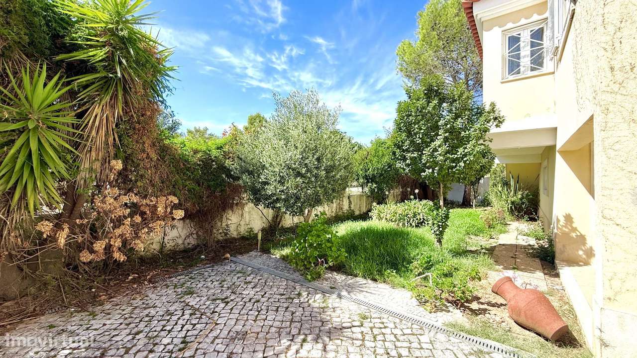 Moradia, 420 m², Vila Franca de Xira - Grande imagem: 4/34