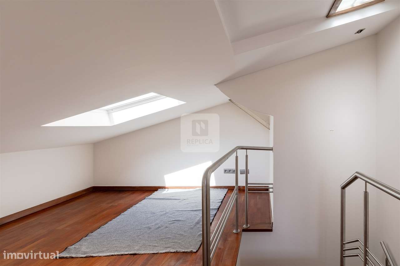 Moradia T3+1 Mobilada  com Vistas para Rio Douro-25