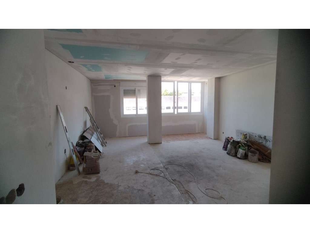 T3 Remodelado no Bairro de Montalvão-7