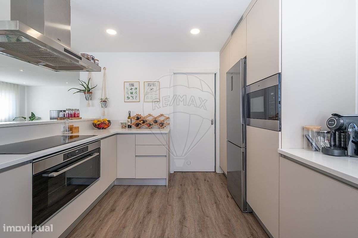 Moradia T4 para venda-15