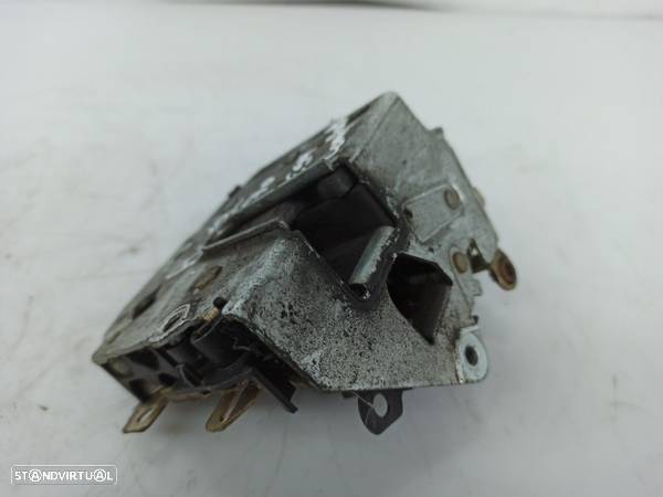 Ficheira Frt Frente Esquerdo Fecho Porta Bmw 3 Compact (E36) - 5