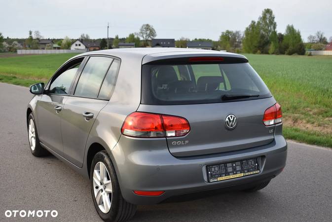 Volkswagen Golf VI 1.6 Highline - 6