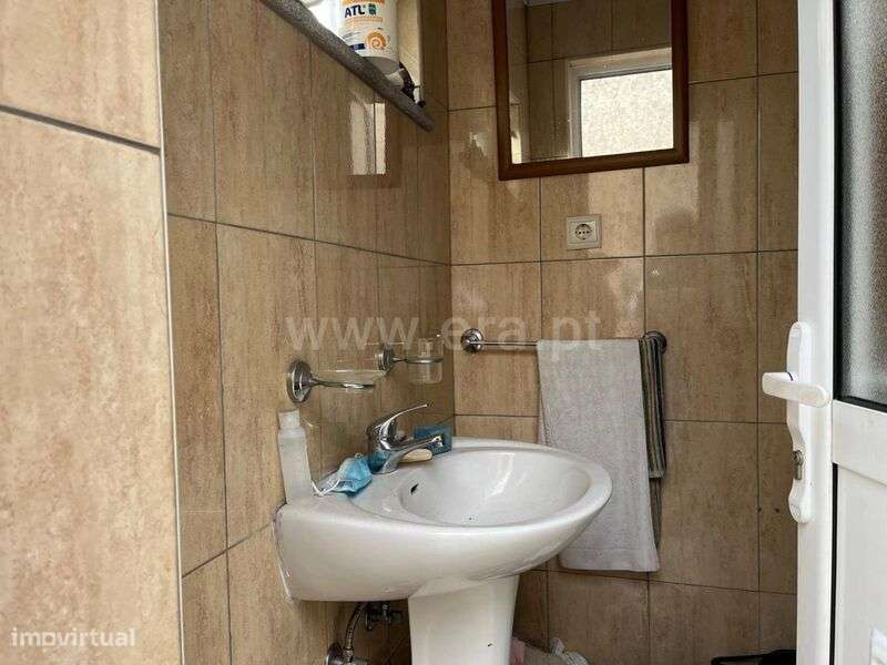 Moradia T2 / Gouveia, Cativelos - Grande imagem: 3/9