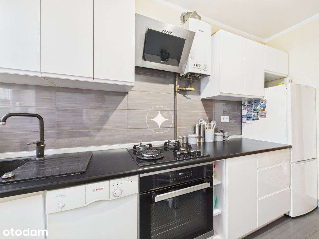 Trzypokojowe mieszkanie, os. Śródmieście-1