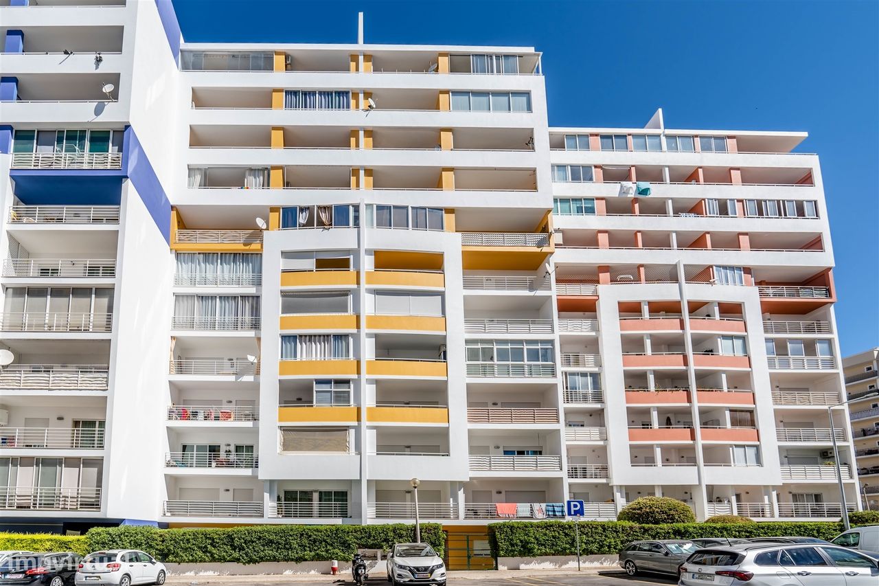 Apartamento T2, condomínio fechado, Portimão, Algarve