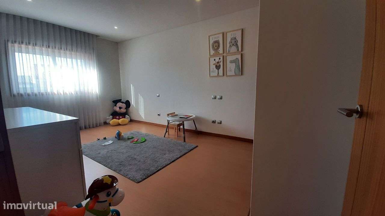 1210_01 Apartamento T3 nas Caxinas - Vila do Conde-8