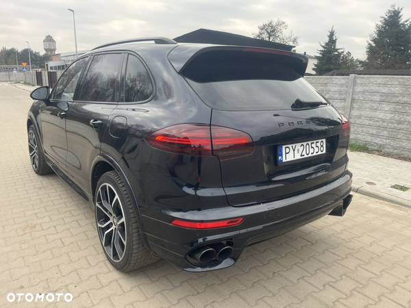 Porsche Cayenne GTS Tiptronic S - 4