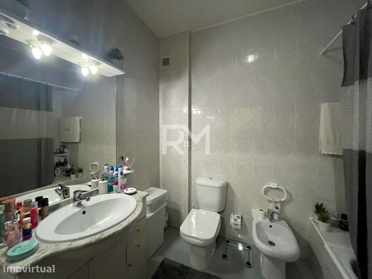 APARTAMENTO T2 EM BALTAR COM UM LUGAR GARAGEM-13