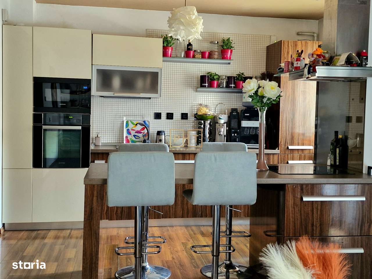 Apartament cu 3 camere  de vanzare, 77 mp, zona Cetatii!-3