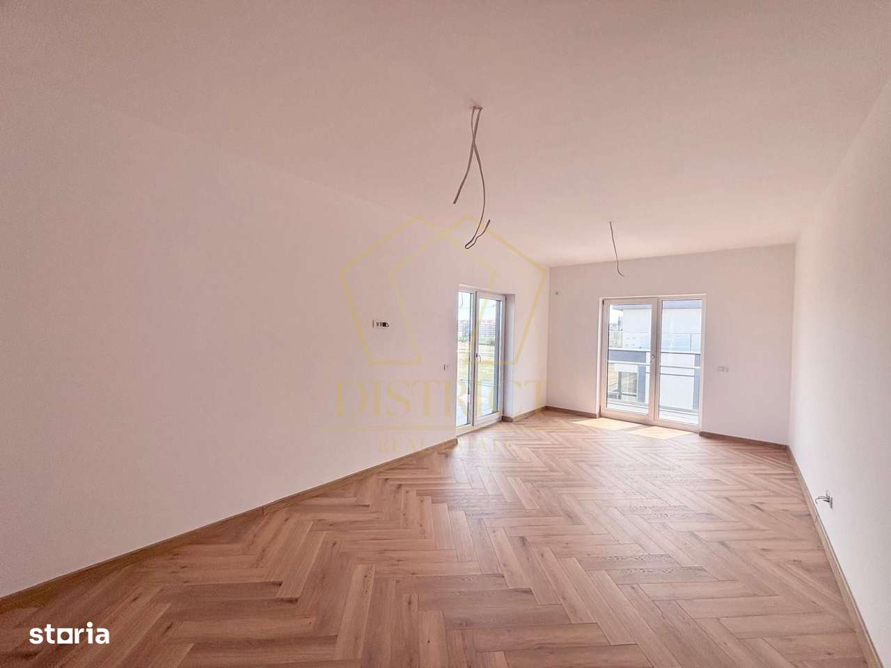 Penthouse semimobilat cu 3 camere | Torontalului - Imagine principală: 2/12