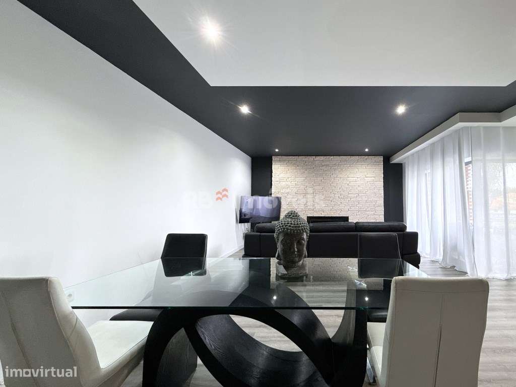 Apartamento T3 em condomínio privado com piscina-6