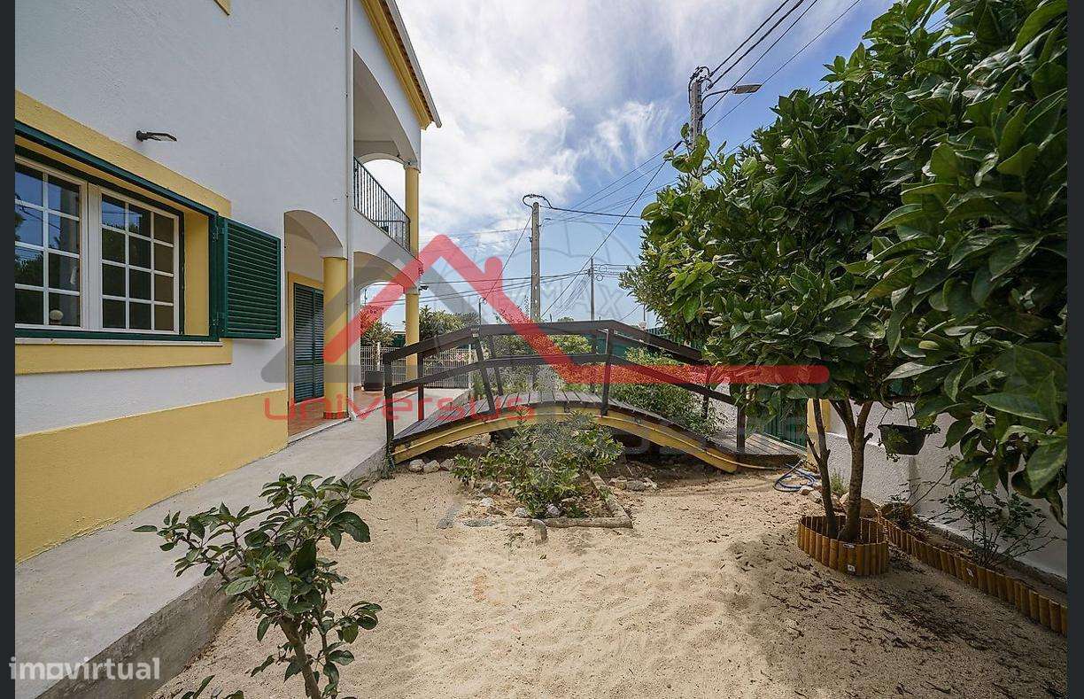 Moradia T5 - Grande imagem: 2/26