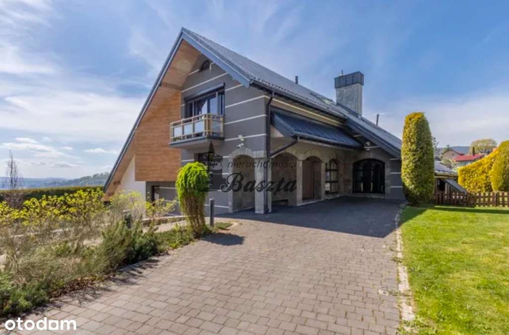 Luksusowy dom z przepięknym widokiem na góry-0