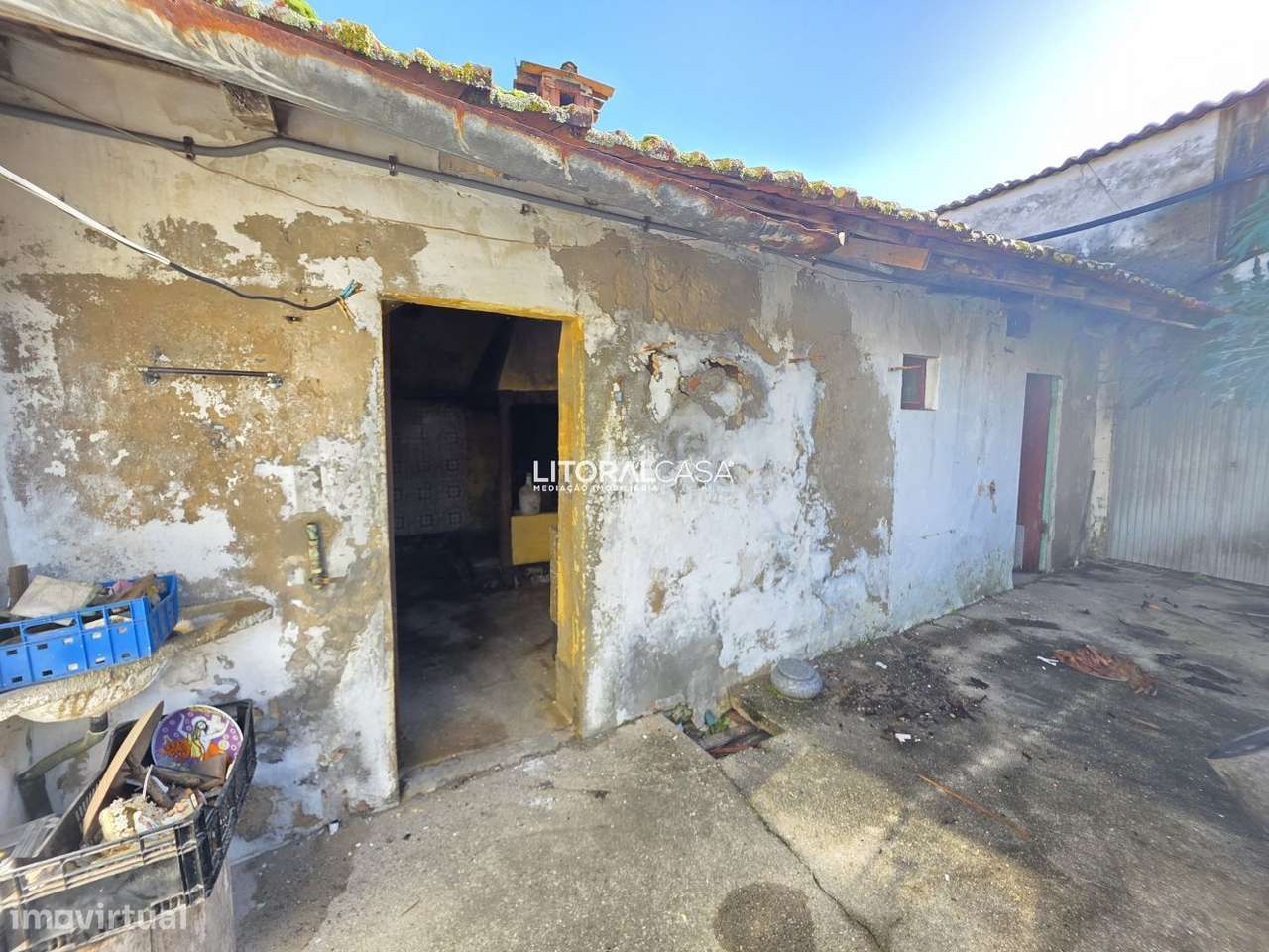 Moradia para Remodelar - Com Potencial - Grande imagem: 4/33