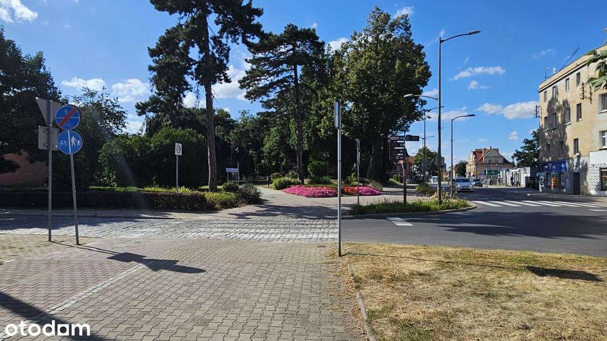 Inwestycja Dwa Budynki - jedna całość Centrum-11