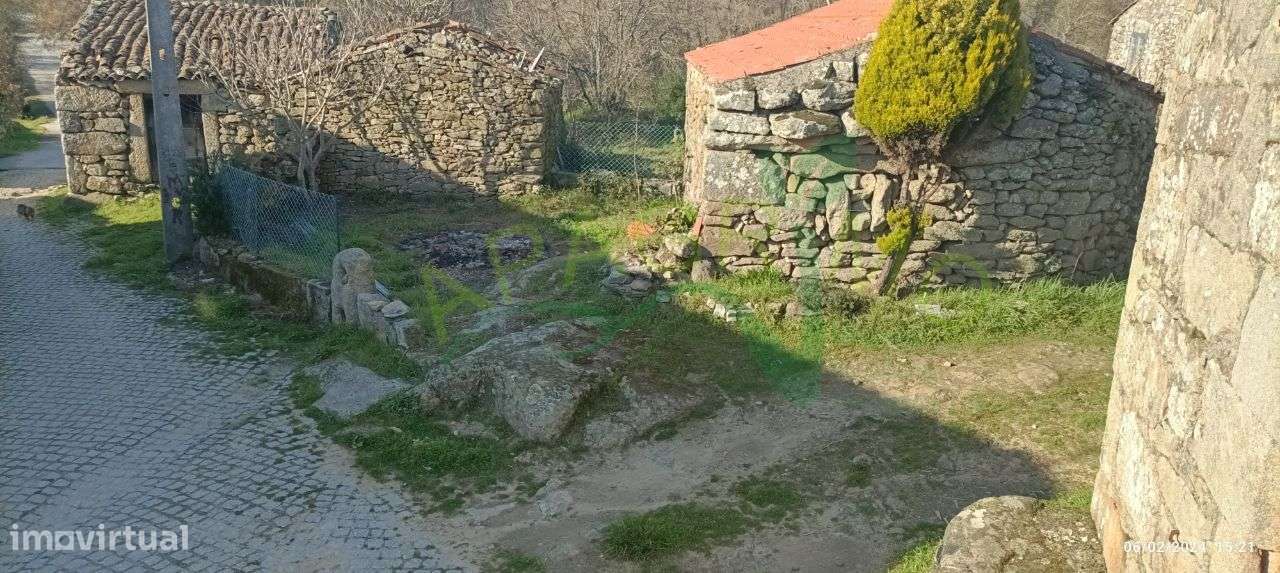 Casa rústica em Adobispo, Penedono - Grande imagem: 4/13