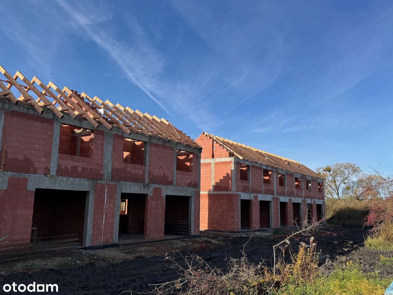 Nowoczesny kompaktowy dom na granicy Wrocławia-17