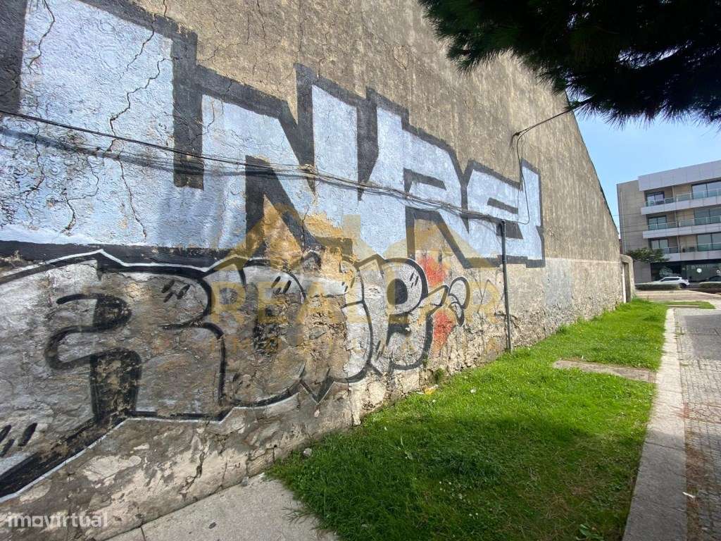 Armazém na Póvoa de Varzim - Grande imagem: 4/24