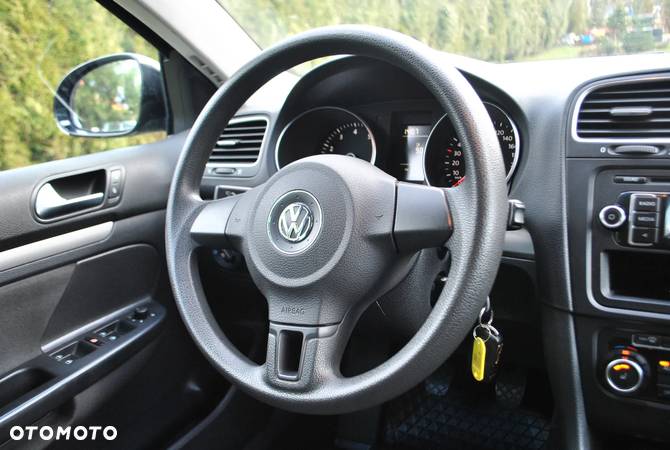 Volkswagen Golf VI 1.4 Comfortline - 16
