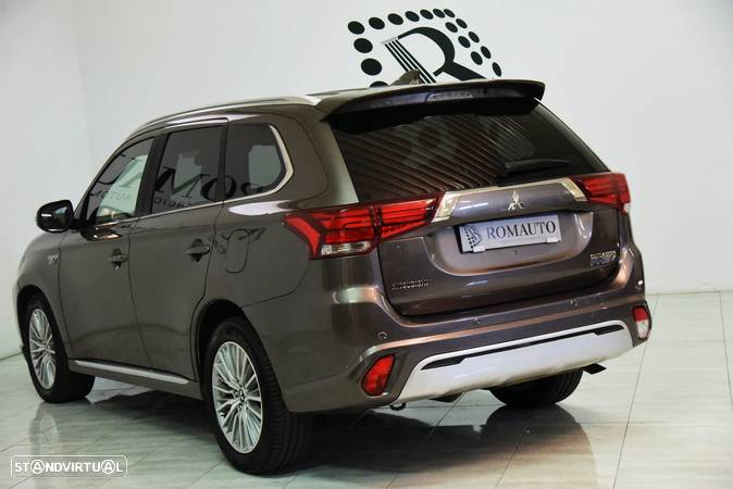 Mitsubishi Outlander 2.4 PHEV Instyle - 9