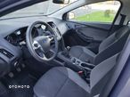 Ford Focus 1.6 Ambiente - 11