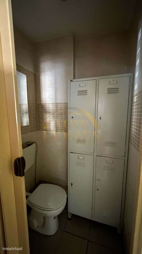 Espaço Comercial em Algés.-13