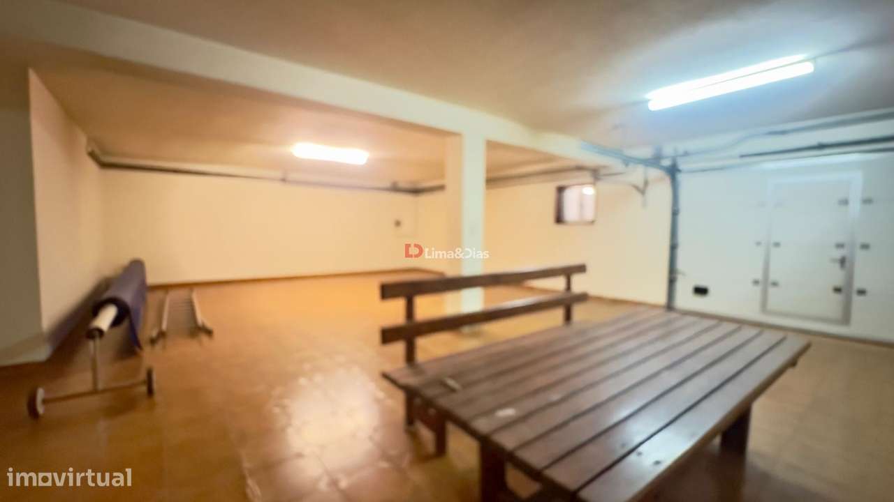 Moradia Isolada T4 Venda em Santa Maria da Feira, Travanca, Sanfins e-24