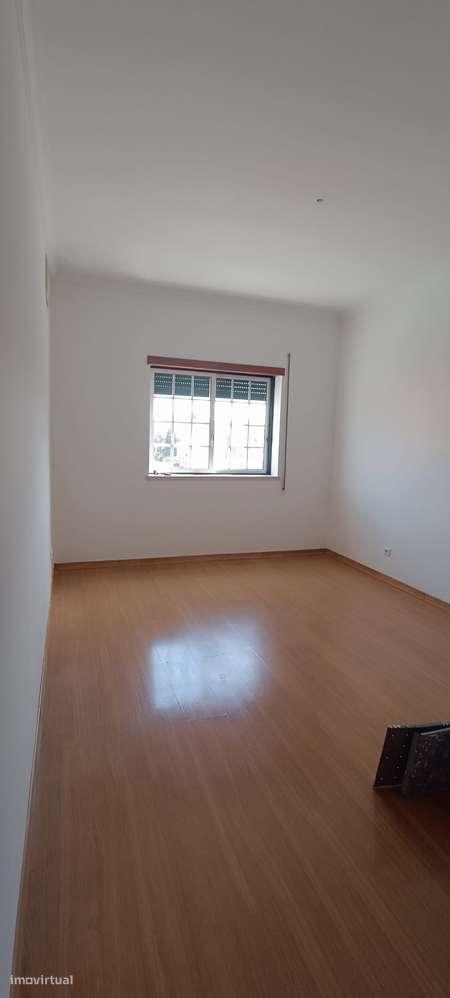 Magnifico apartamento T3 com garagem!-26