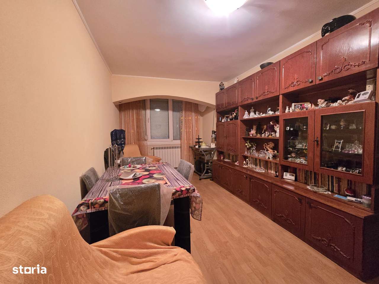 2 camere, Micro 40, zona Posta, etaj 1-1