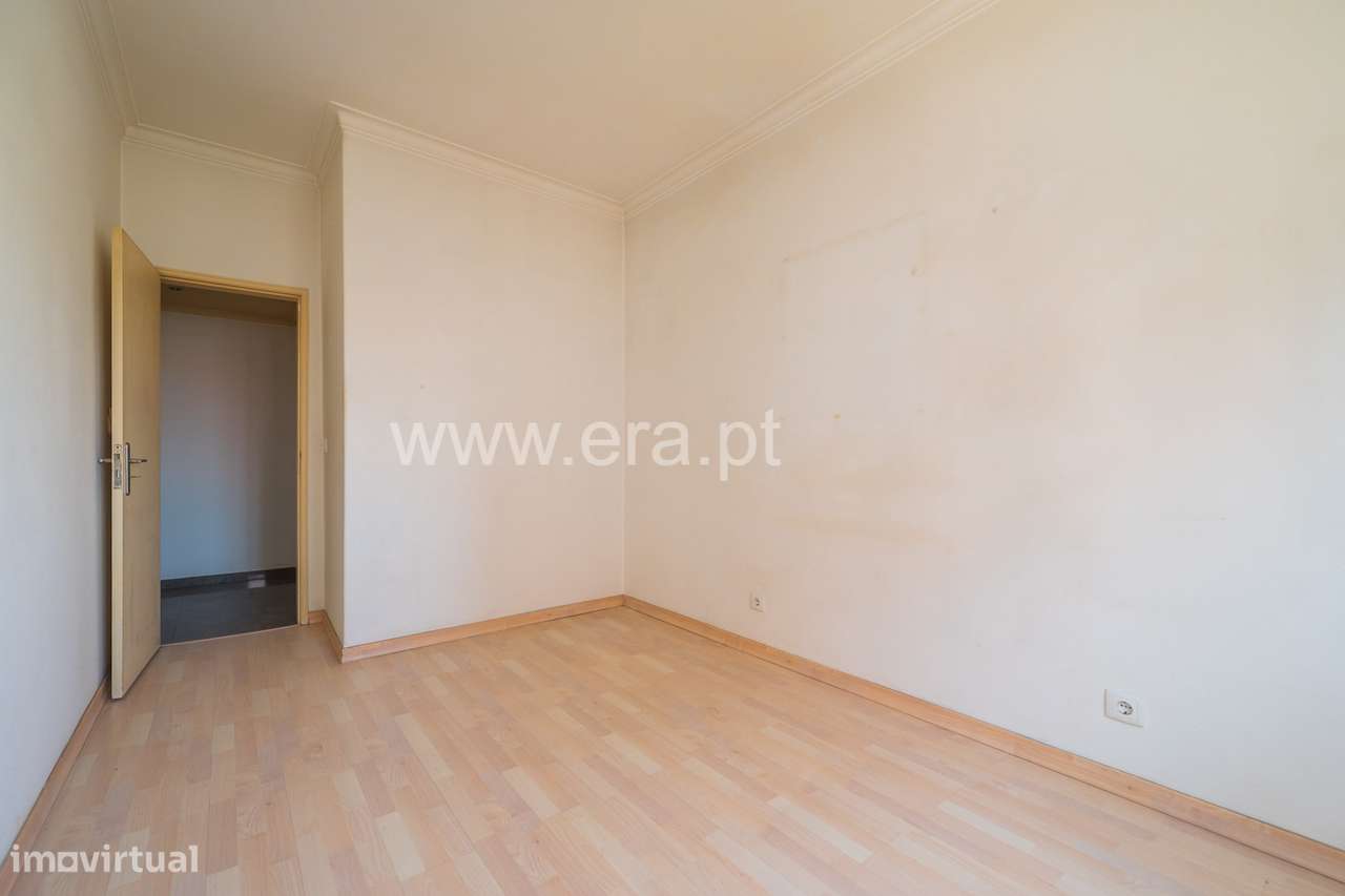 Apartamento T3 no Casal do Chapim-21