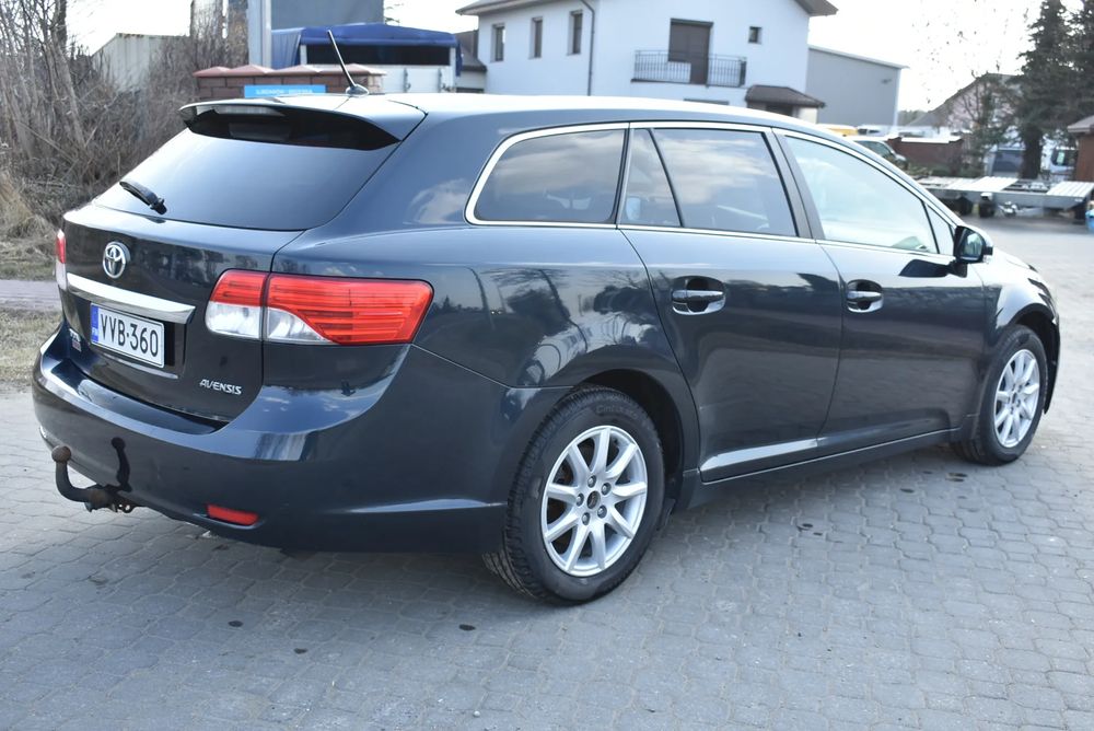 Toyota Avensis III 2.0 D-4D Comfort 2013