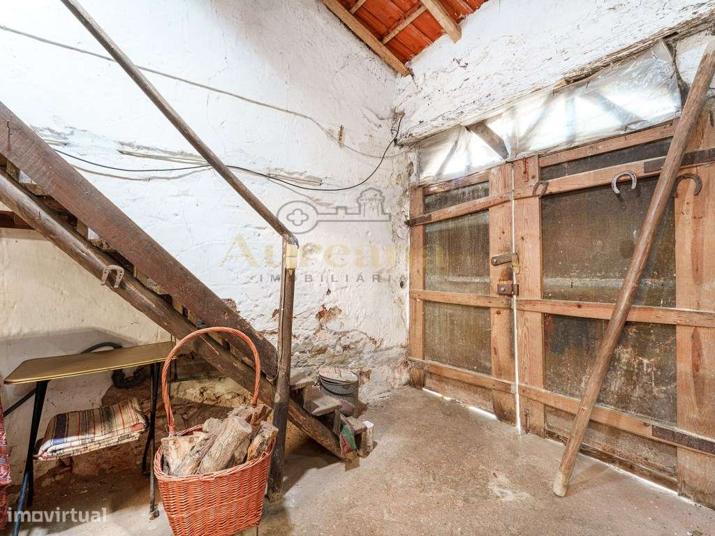 Moradia com Terreno Amplo e Vista Deslumbrante - Concelho de Ourém-41