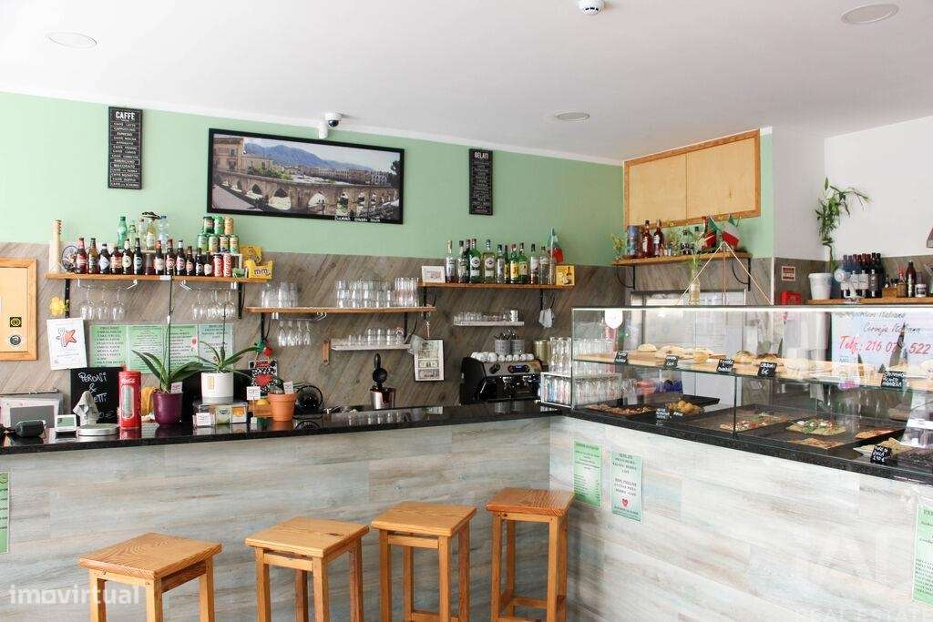 Loja / Estabelecimento Comercial em Areeiro de 158,00 m2 - Grande imagem: 3/13