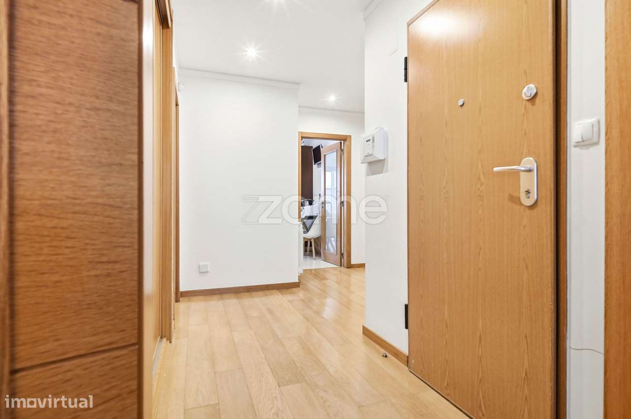 Apartamento T3 com terraço | Urbanização Neudel – Amadora - Grande imagem: 4/36