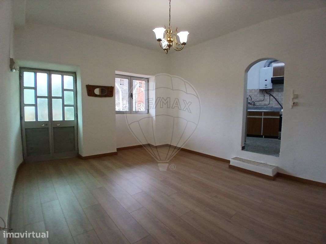 Moradia T1 para venda - Grande imagem: 4/27