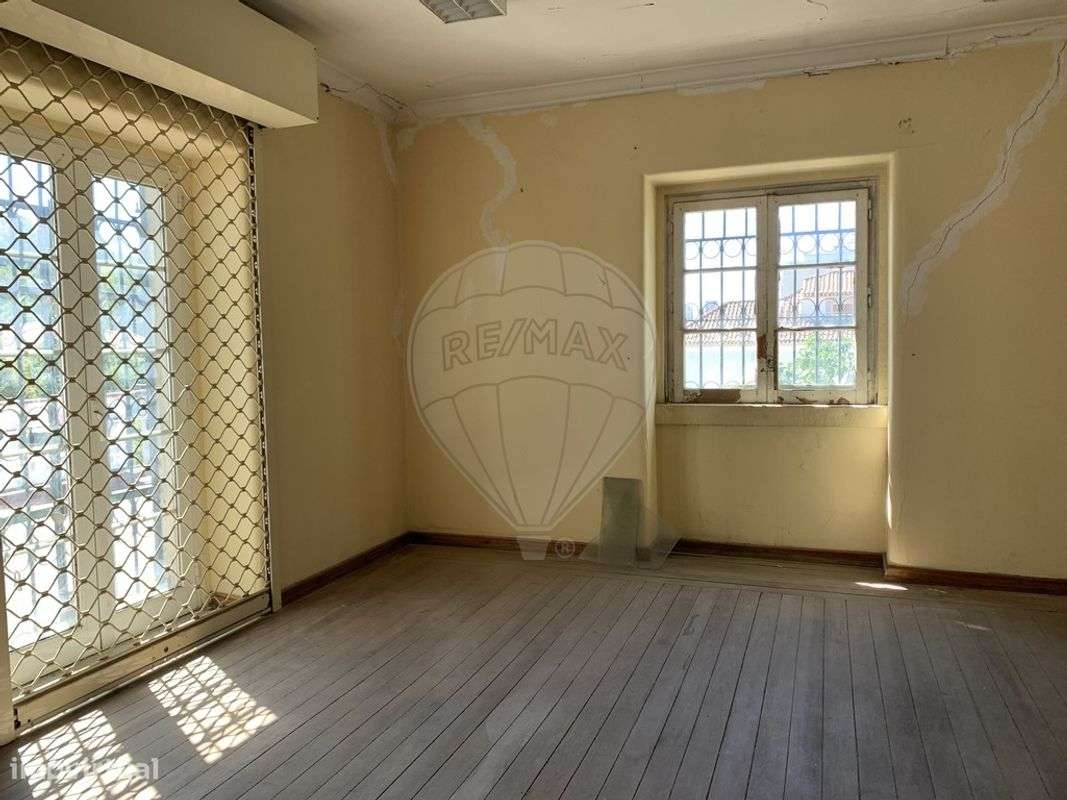 Moradia T6 para venda - Grande imagem: 4/15