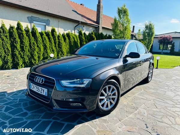 Audi A4 - 1