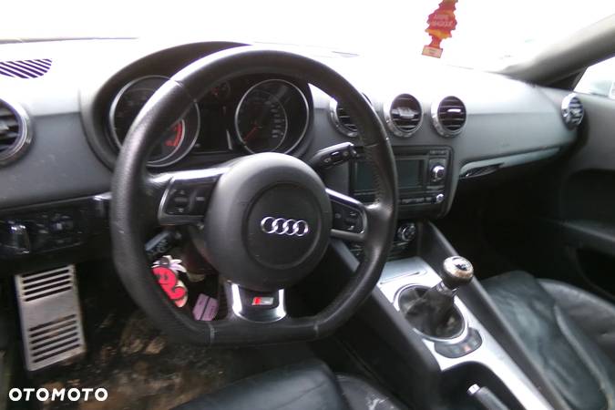 Audi TT - 2