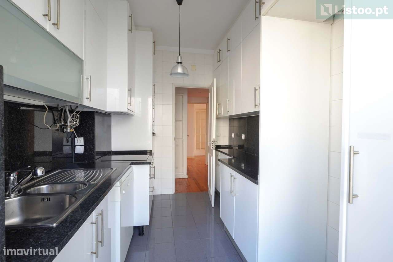 Apartamento T4 Lumiar-21