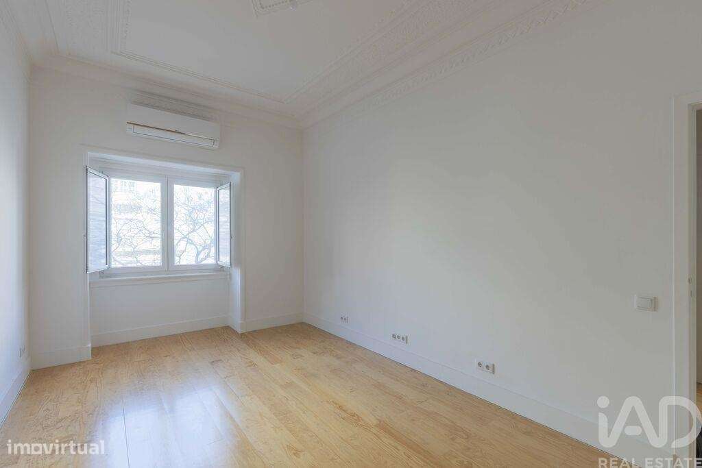 Apartamento T3 em Avenidas Novas de 124,00 m2 - Grande imagem: 4/30