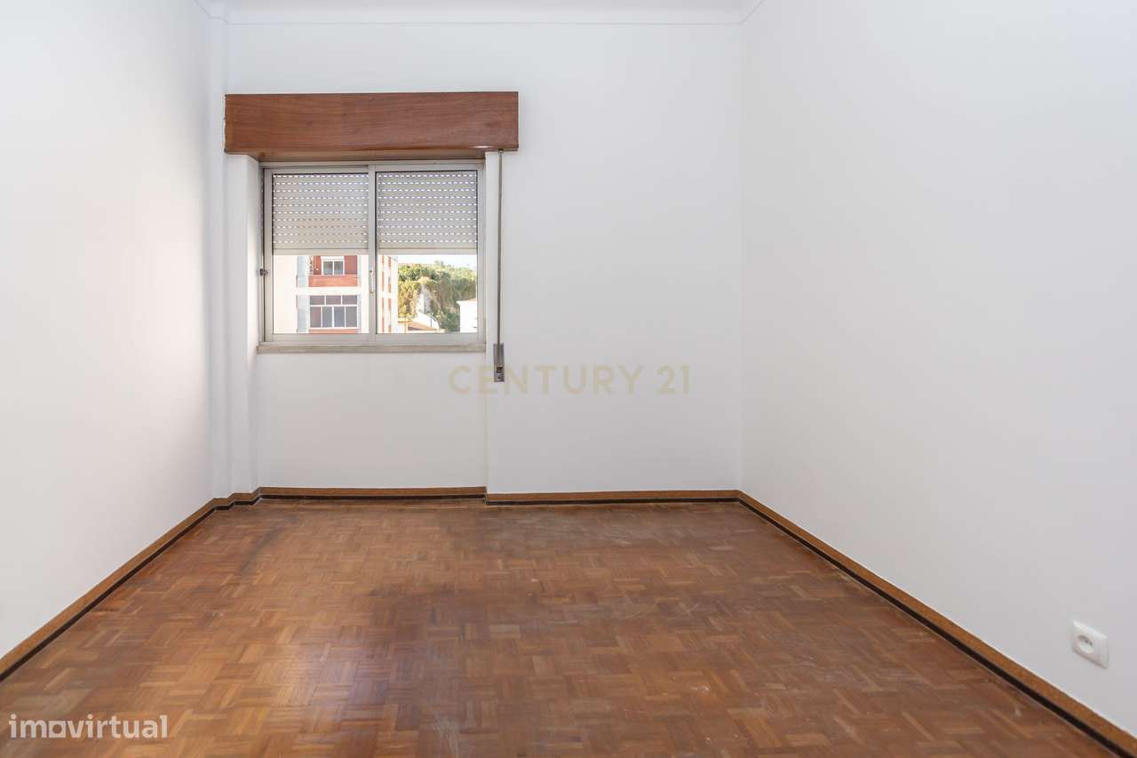 Apartamento T2+1 Quinta Alves da Silva-17