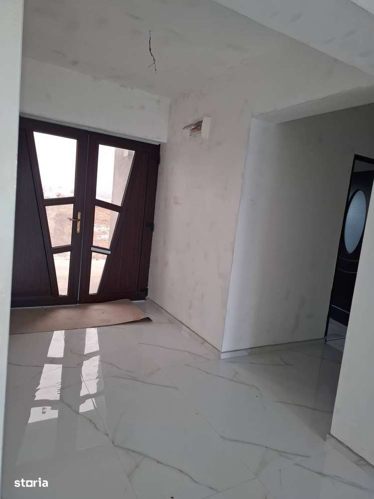 De vanzare Vila in Horia cu o suprafata teren de 517mp, 169.000euro-17