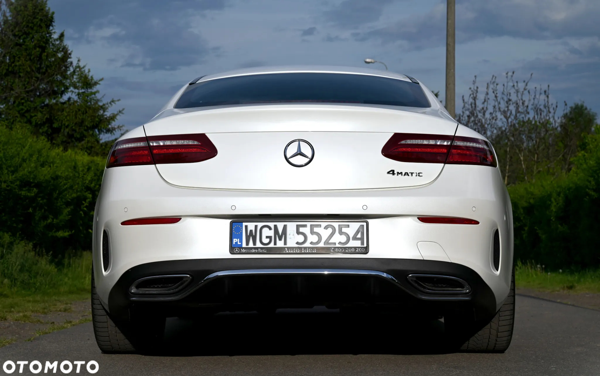 Mercedes-Benz Klasa E 220 d Coupe 4-Matic 9G-TRONIC - 15