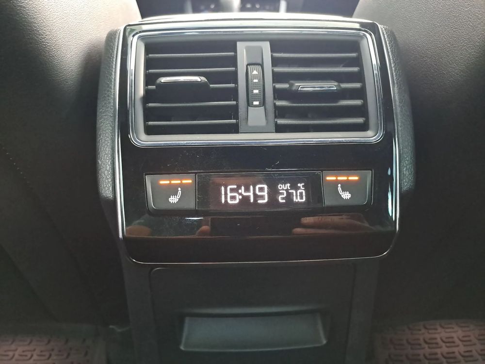SKODA SUPERB Panorama Virtual ACC Alcantara El. Fotele Salon PL VAT23%