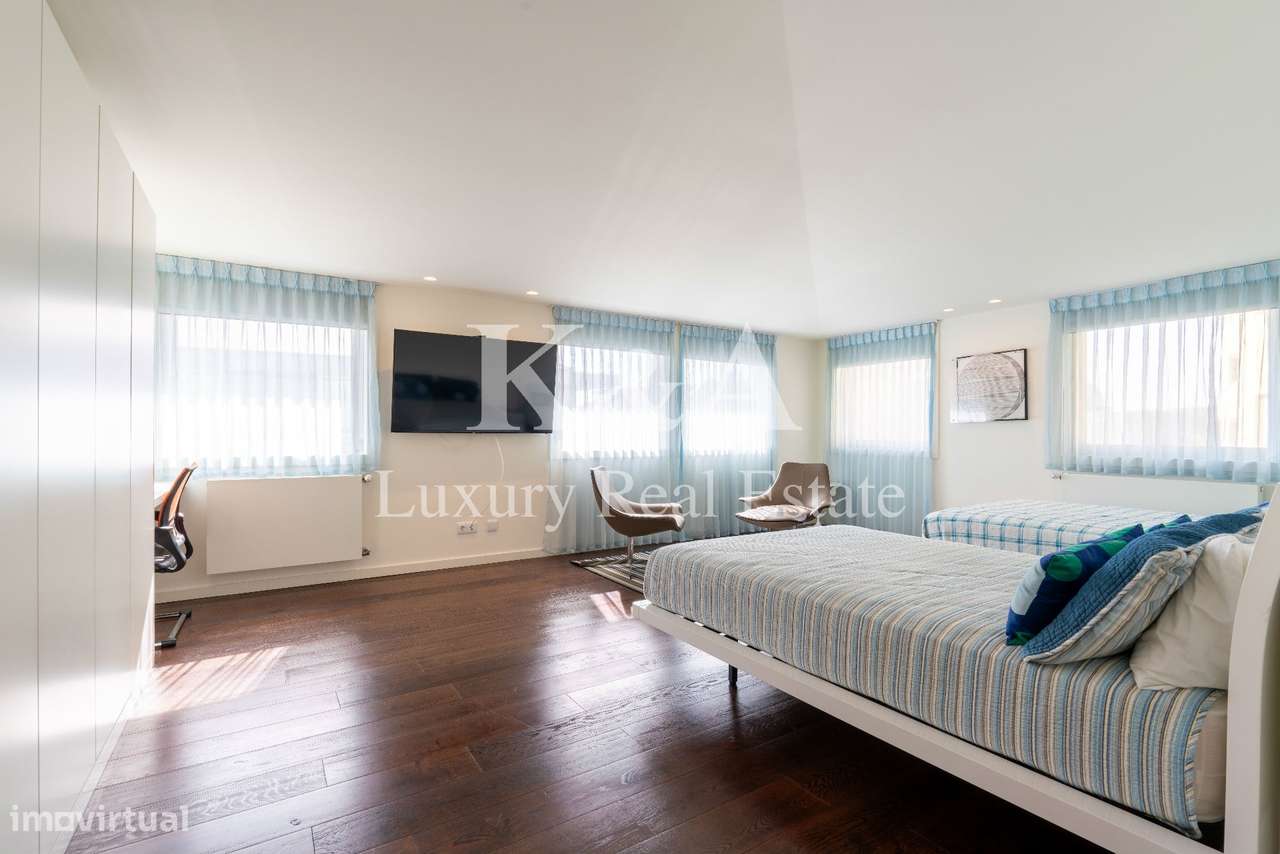 Moradia T5 na Foz Velha. - Grande imagem: 4/12