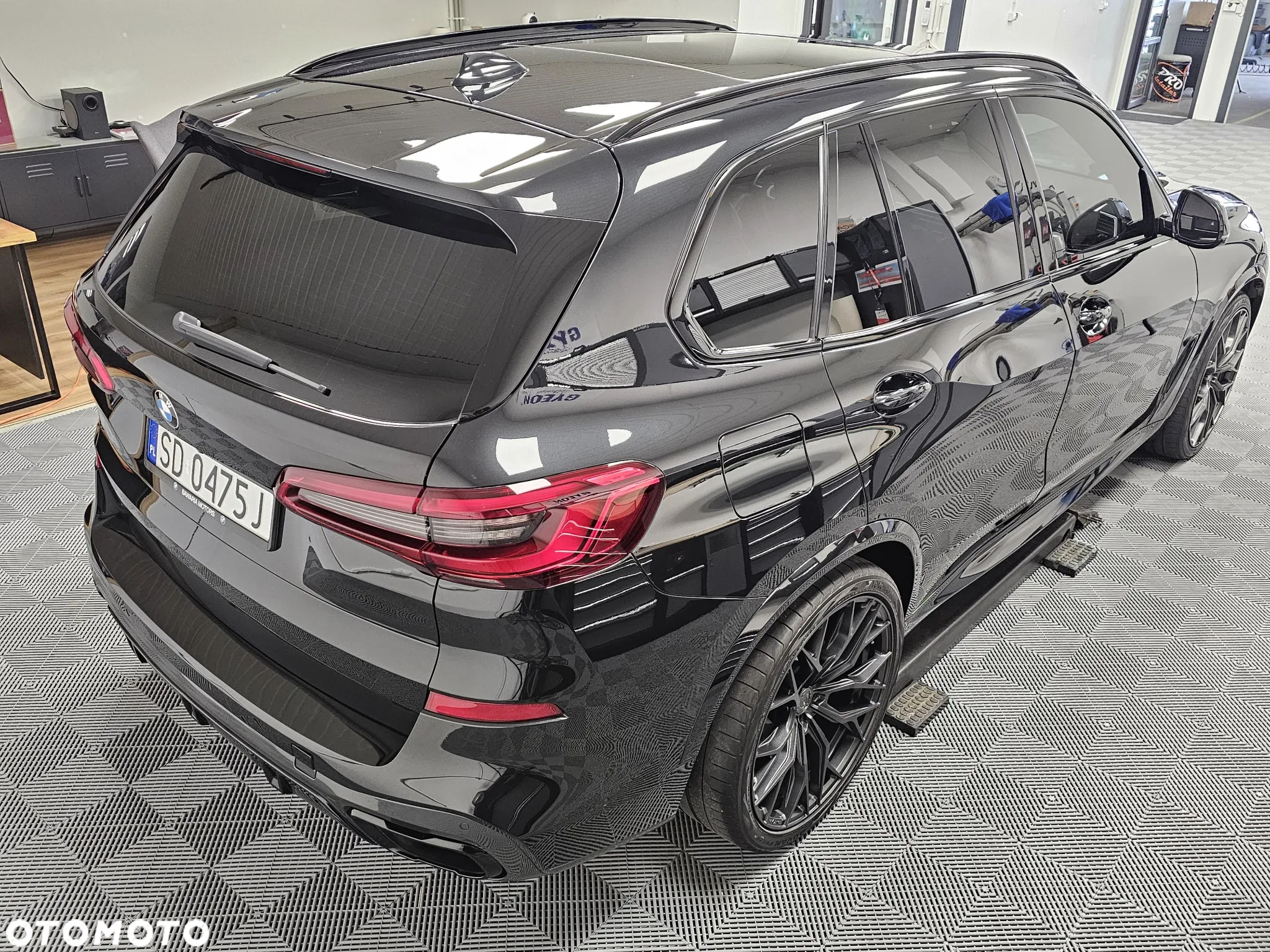 BMW X5 xDrive50i - 9