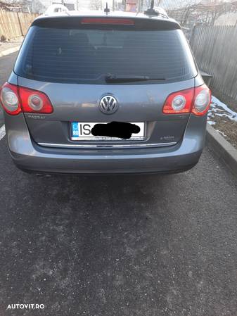 Volkswagen Passat 1.9TDI Comfortline DPF - 8