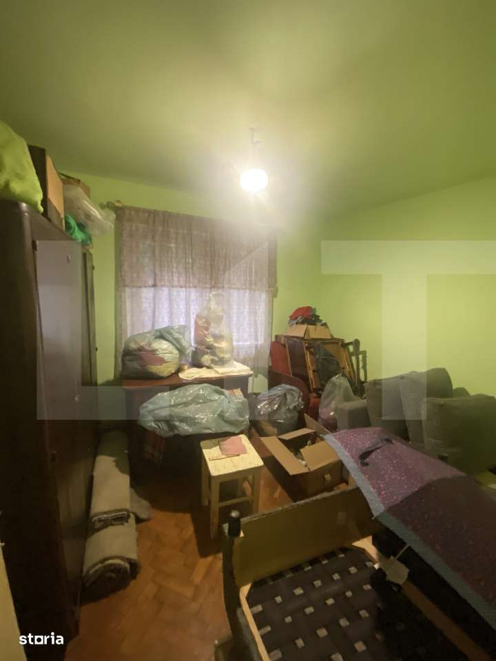 Apartament cu 4 camere de vanzare, ideal pentru familii, zona Simeria - Imagine principală: 4/10