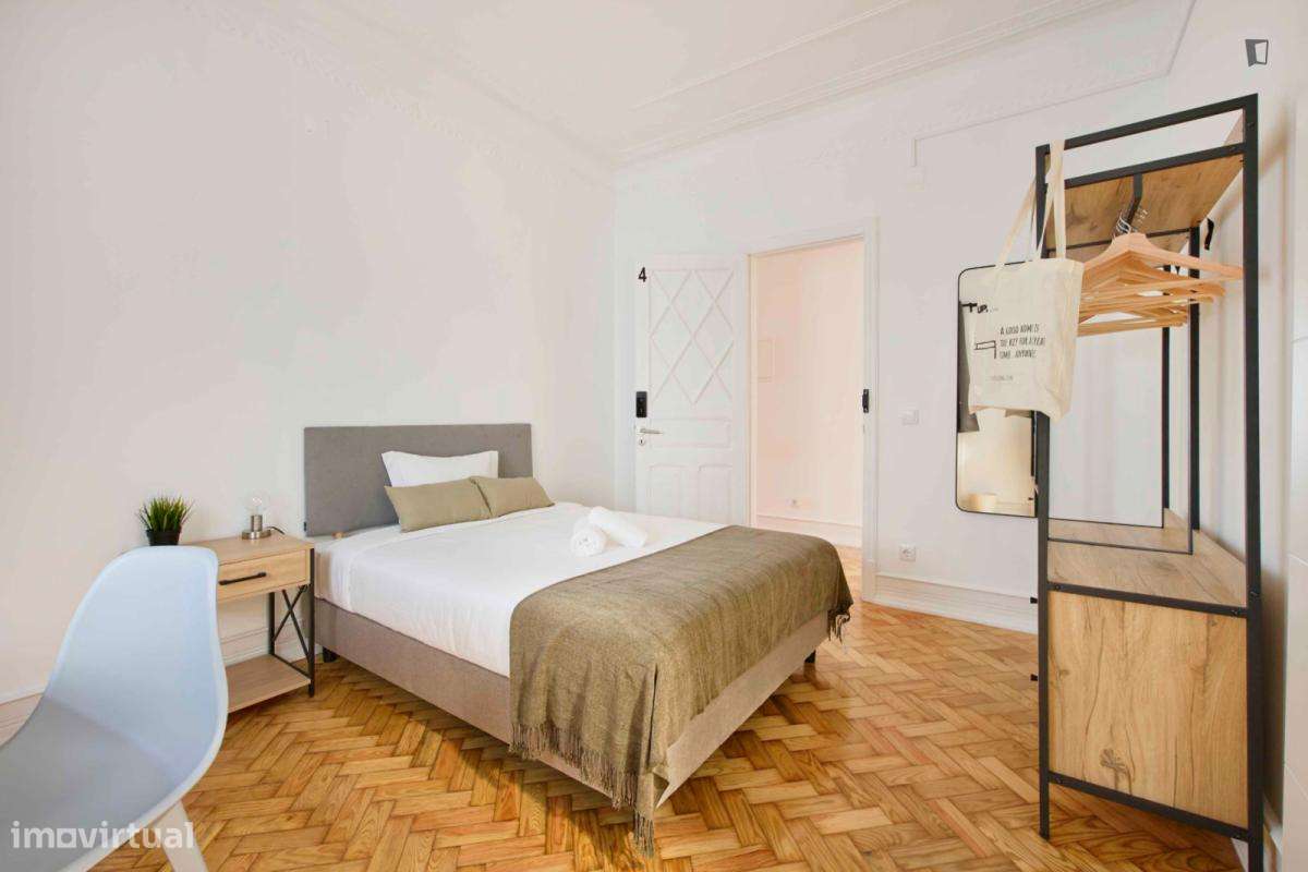 Quarto - localizado em Rato Lisbon - Grande imagem: 4/8