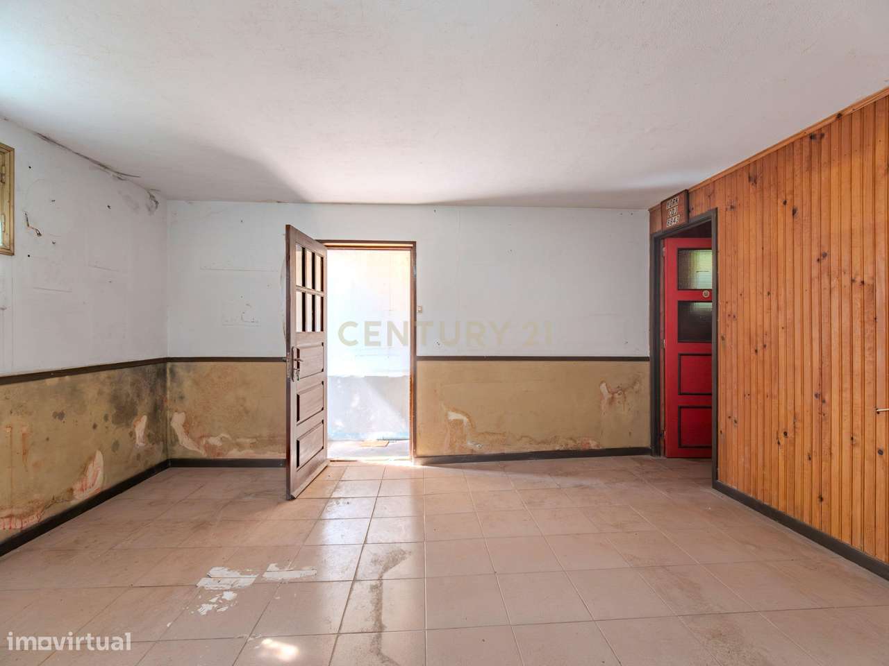 Moradia T3 em Leça da Palmeira -  Oportunidade Única para Investidores-27